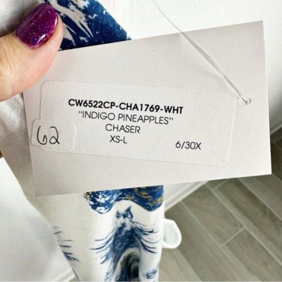 NEW Chaser Indigo Pineapples Racerback Graphic Tee Tank Size M - Picture 7 of 8